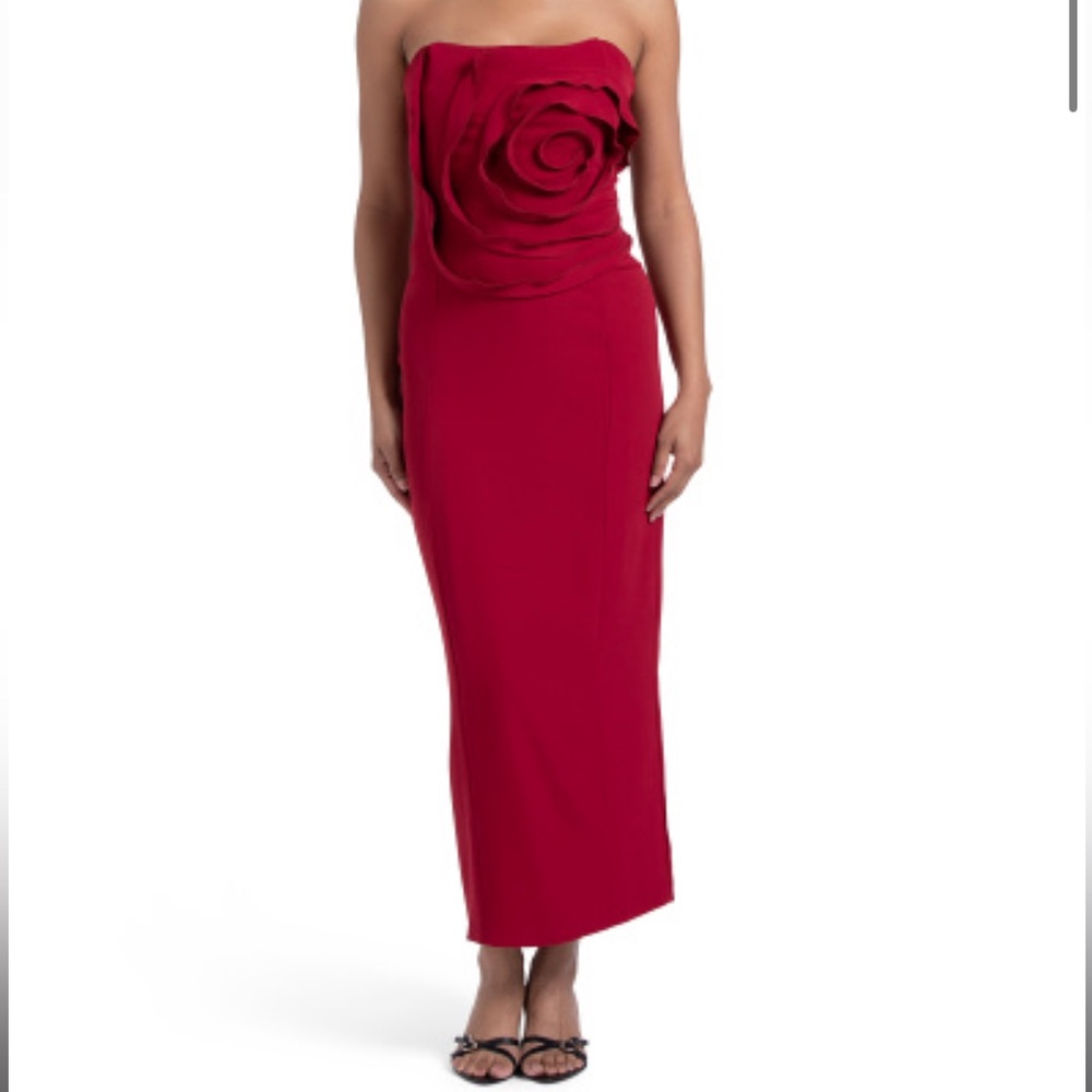 NWT HOLE ON SIDE Dalia Macphee Elegant Red Dress 3D Rose Floral Large Strapless